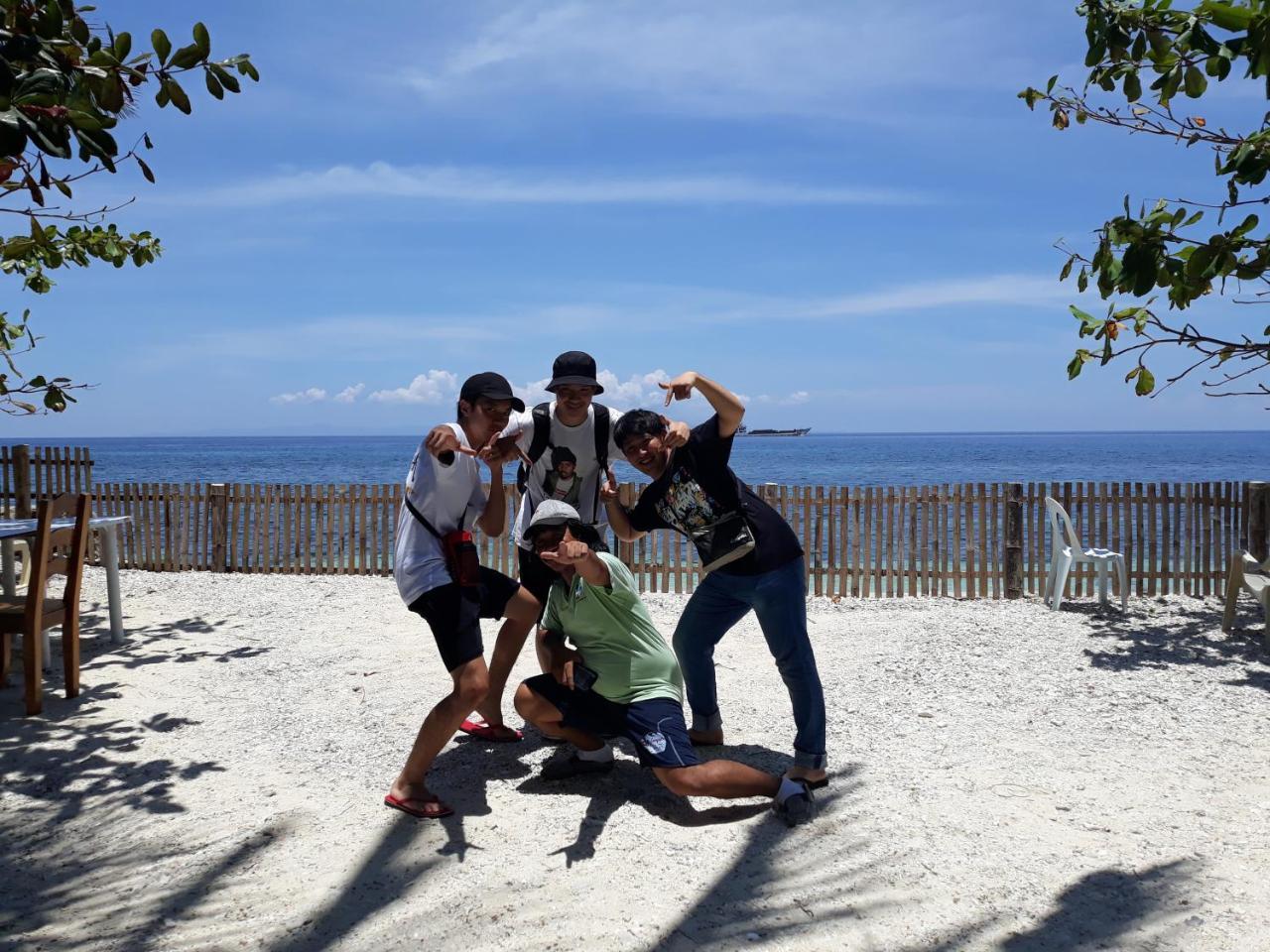 Abf Seaside Tourist Inn Santander Buitenkant foto